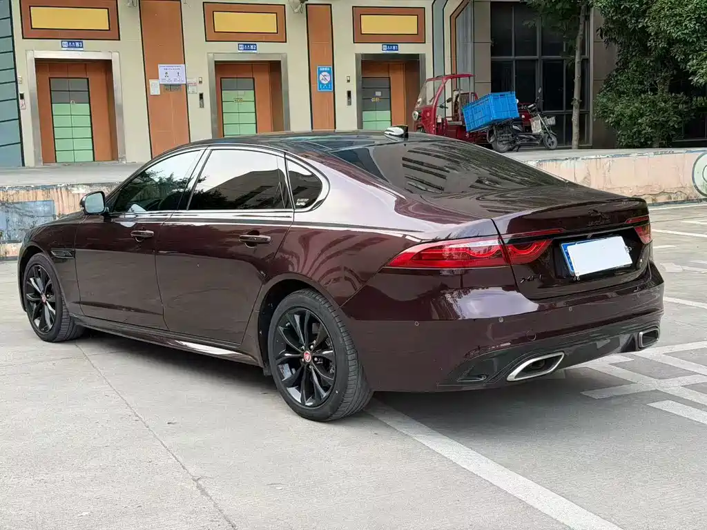 Jaguar XFL 2021 XFL 2.0T P250 Sport
