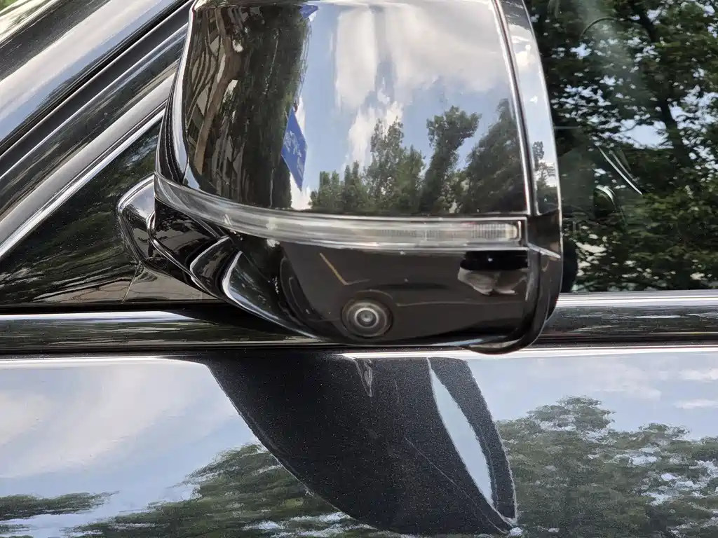 BMW X5 — миниатюра 6