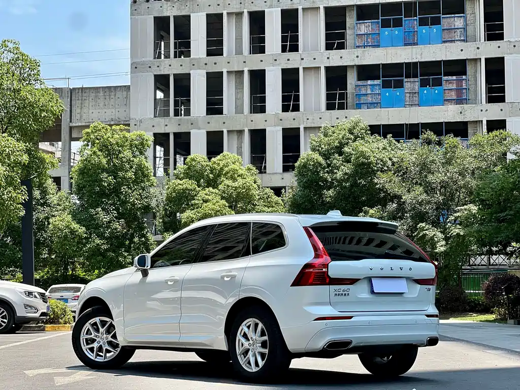 Volvo XC60 — миниатюра 21