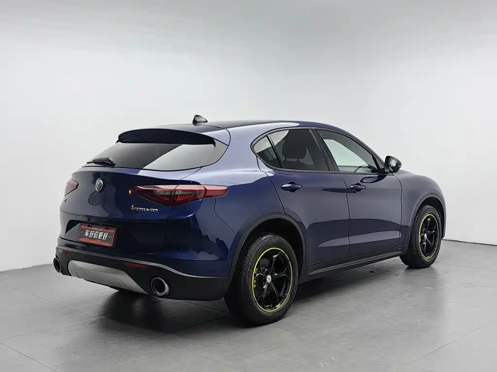 Alfa Romeo Stelvio — миниатюра 2