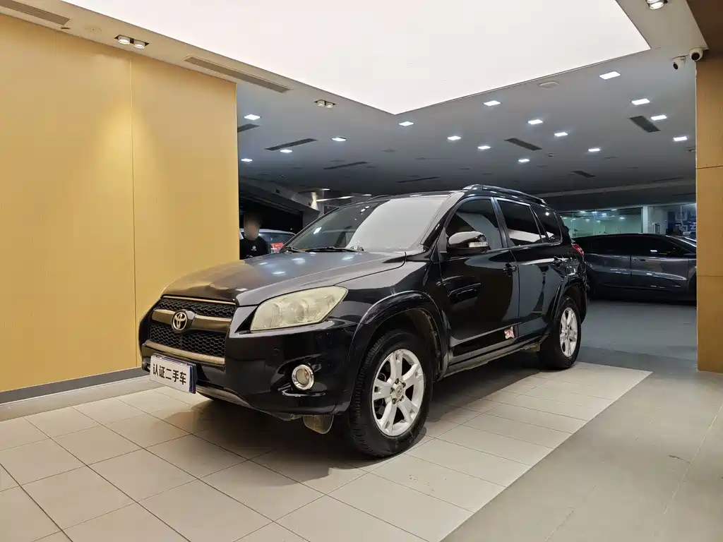 Toyota RAV4 2012