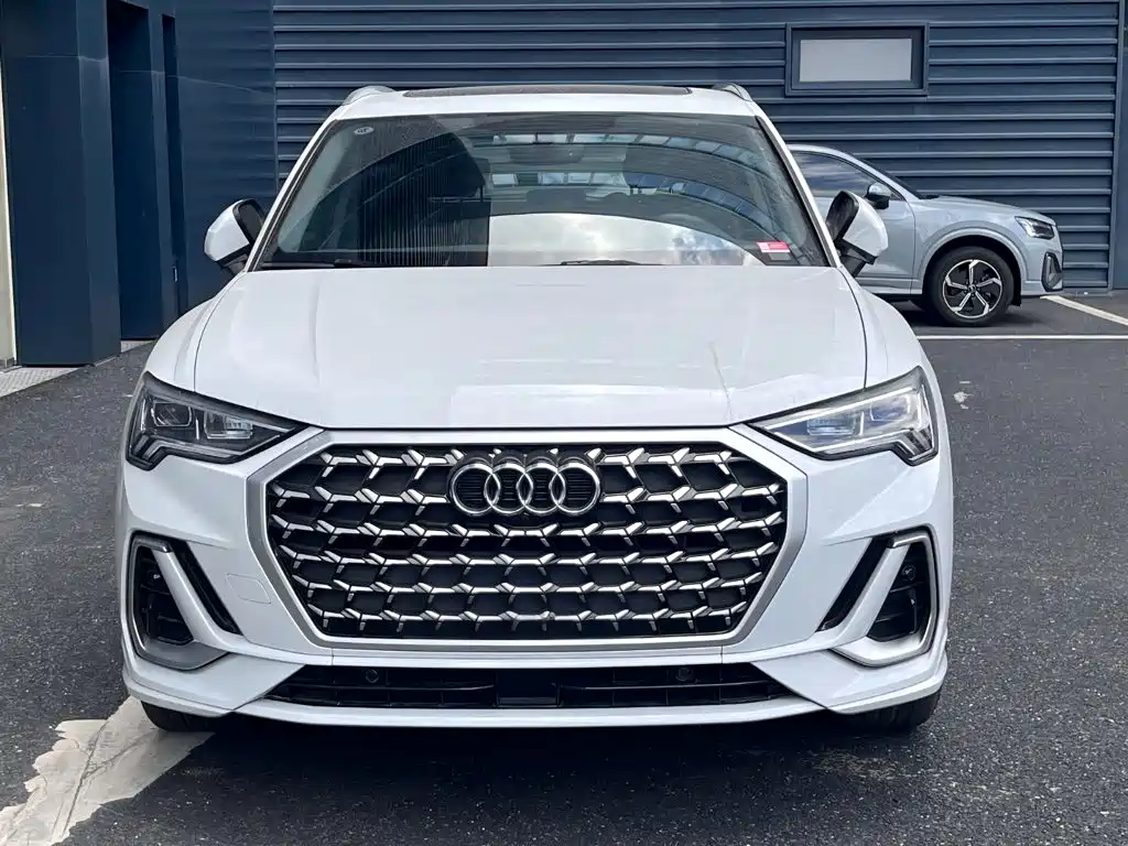 Audi Q3 — миниатюра 2