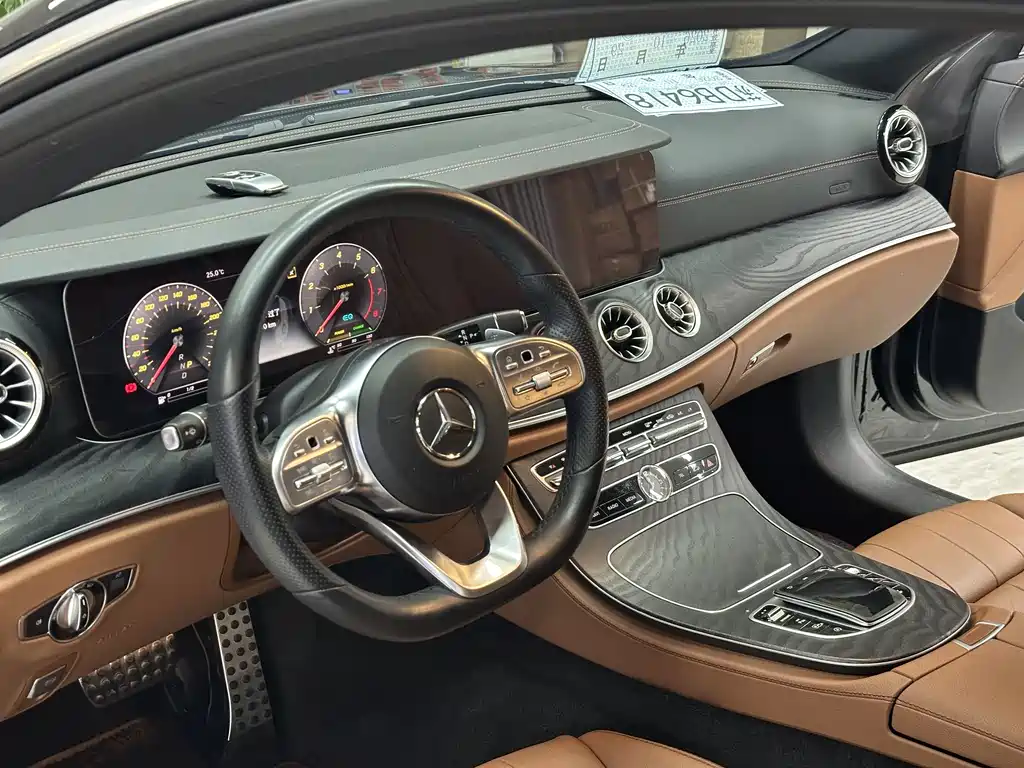 Mercedes-Benz E-Class (Import) — миниатюра 6