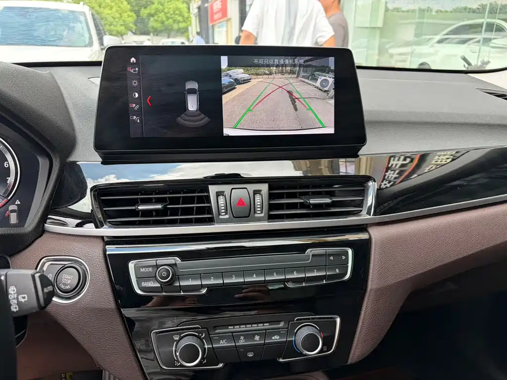 BMW X1 — миниатюра 14