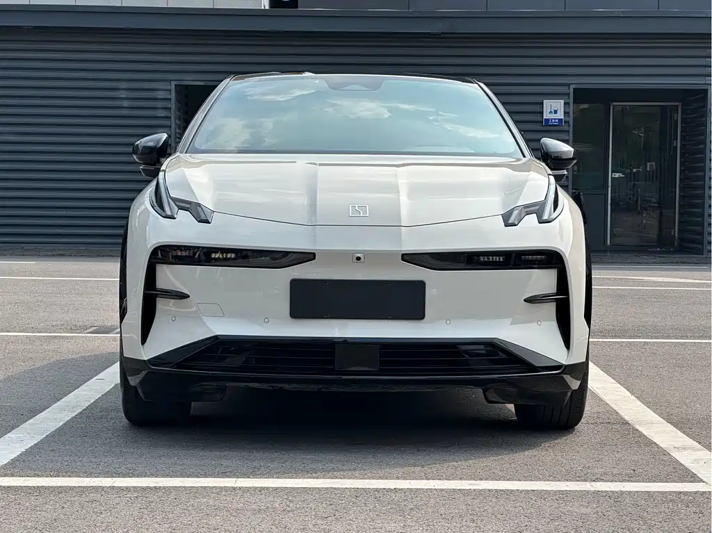 Zeekr X 2023 ME 5 мест