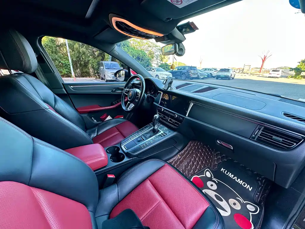 Porsche Macan — миниатюра 9