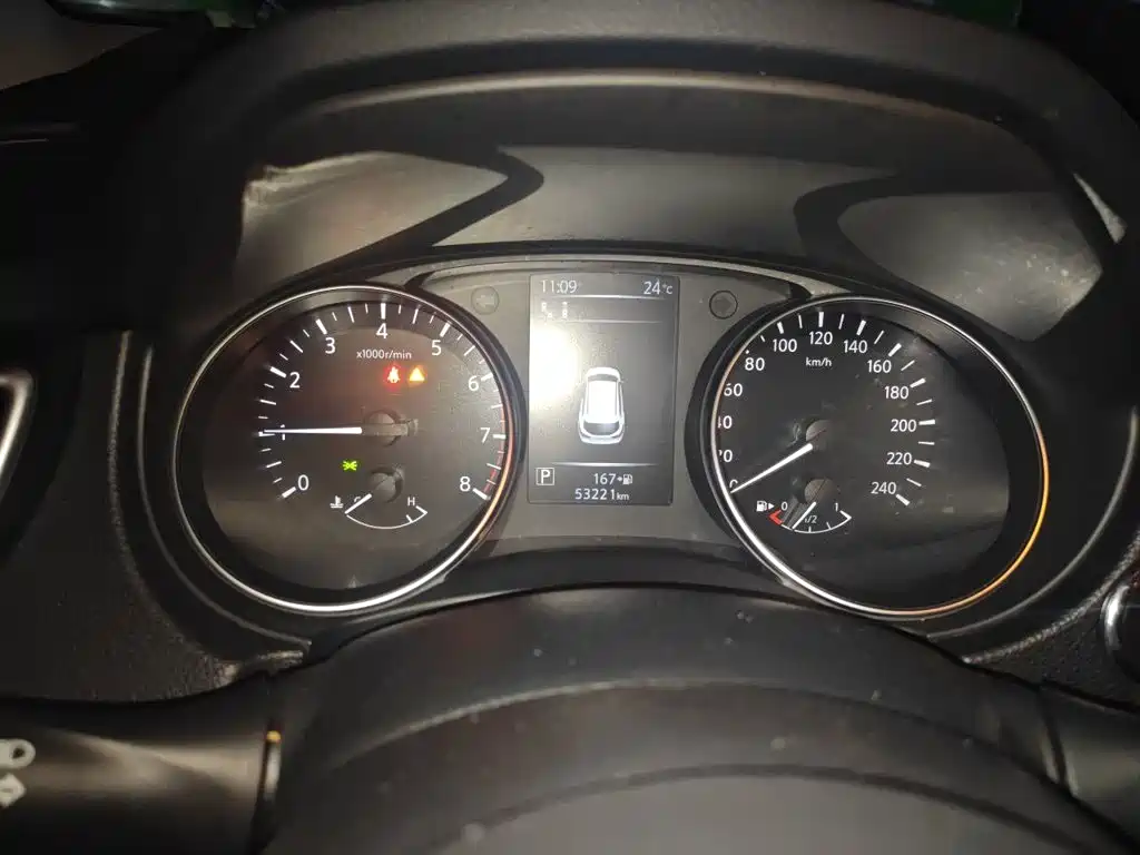 Nissan Qashqai — миниатюра 7