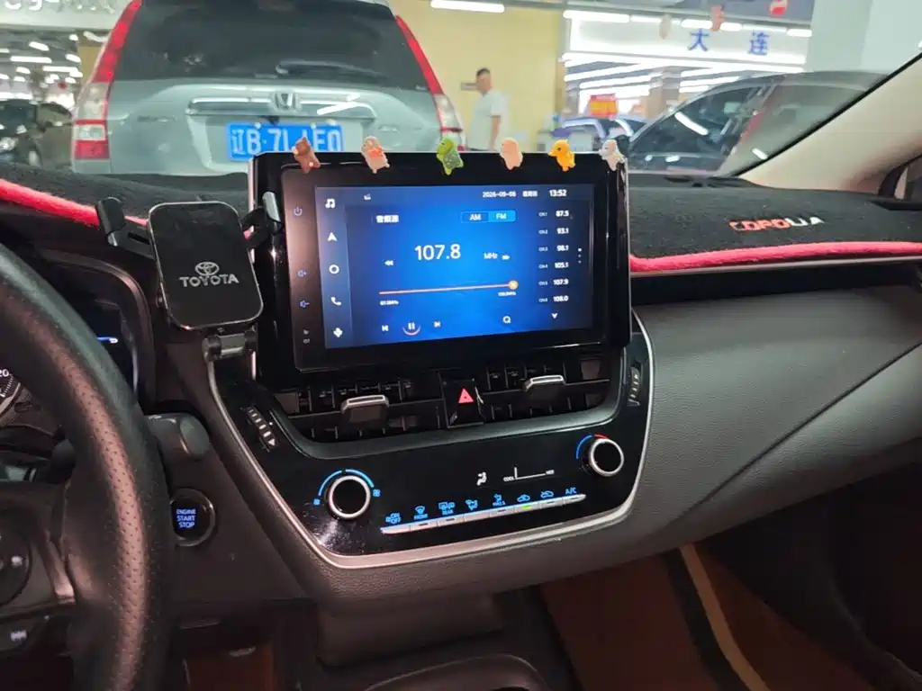 Toyota Corolla — миниатюра 13