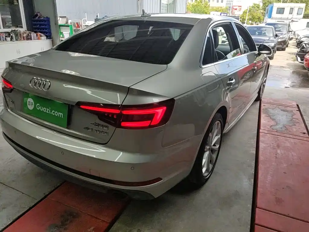 Audi A4L — миниатюра 24