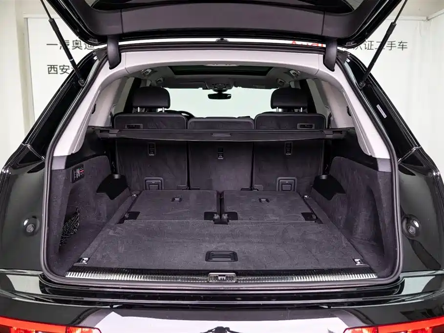Audi Q7 2020 55 TFSI quattro S line Sport