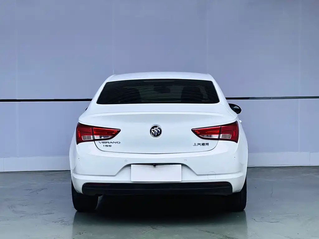 Buick Verano — миниатюра 5