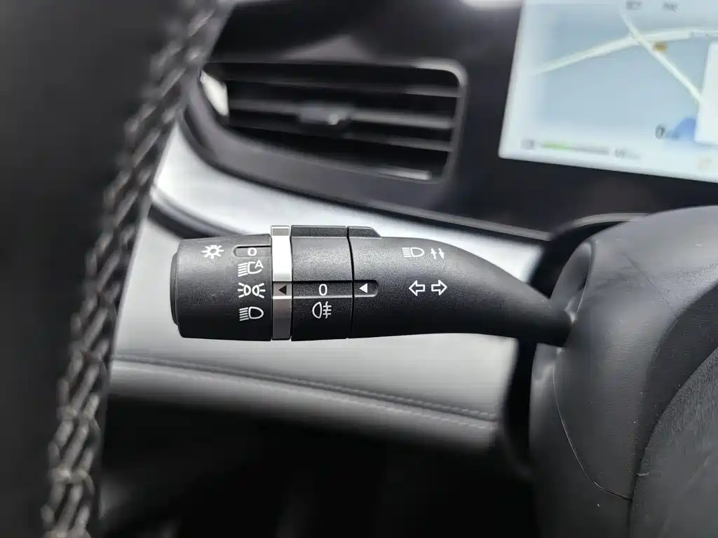 BYD Seal — миниатюра 21