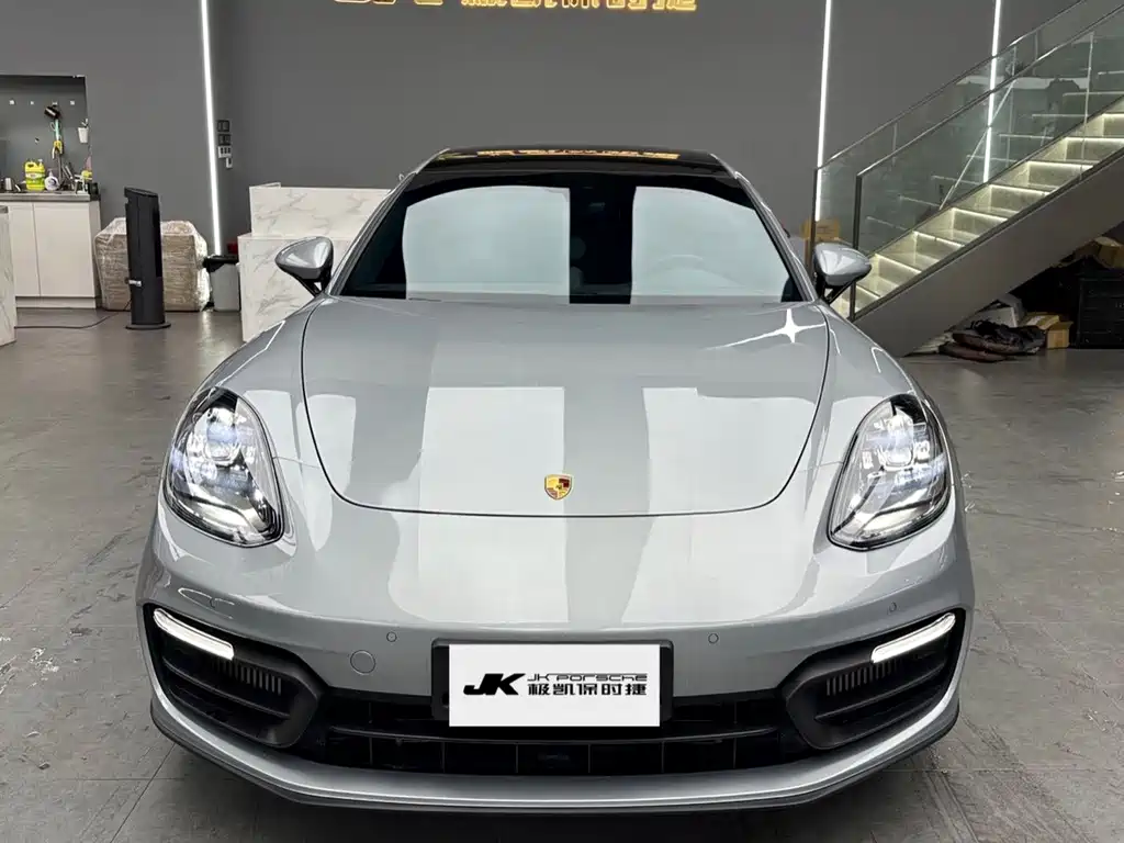 Porsche Panamera — миниатюра 2