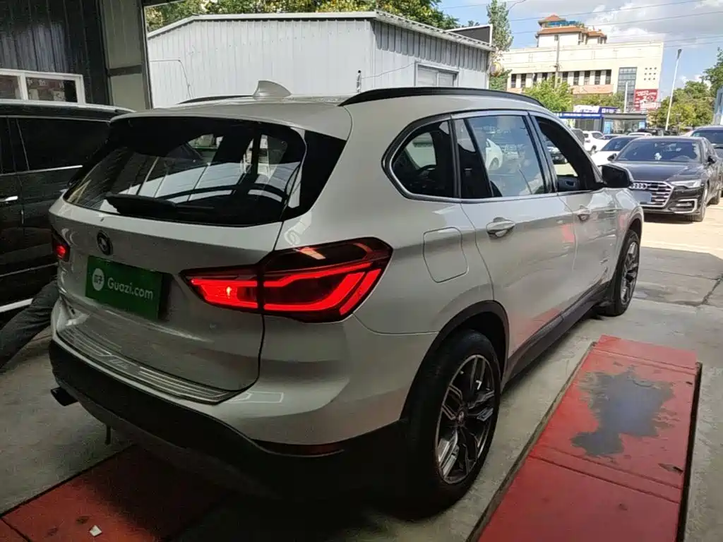 BMW X1 — миниатюра 7
