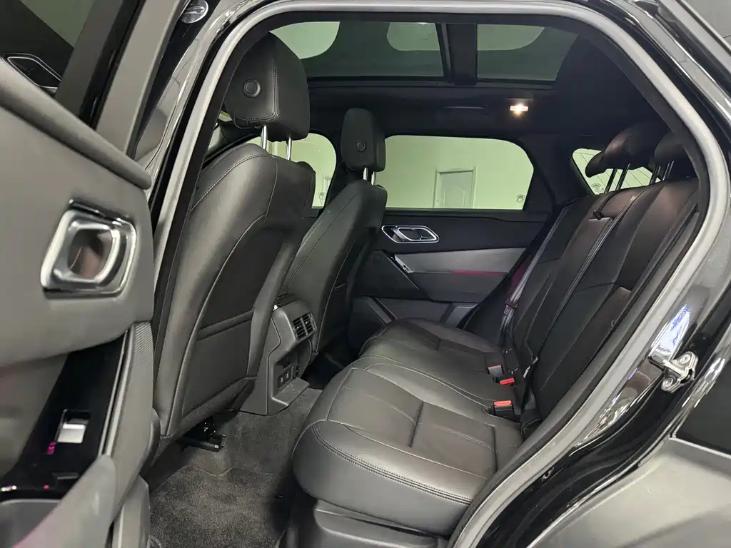 Land Rover Velar — миниатюра 5