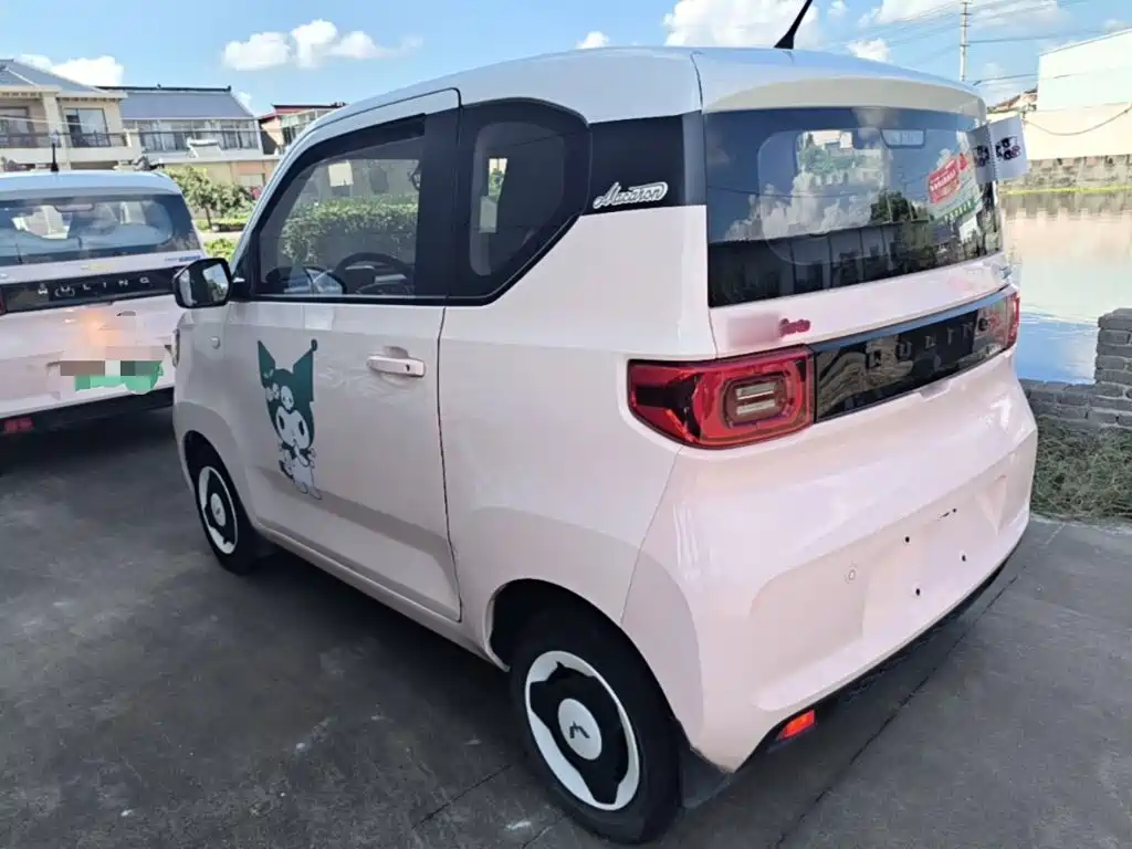 Wuling MINIEV — миниатюра 5
