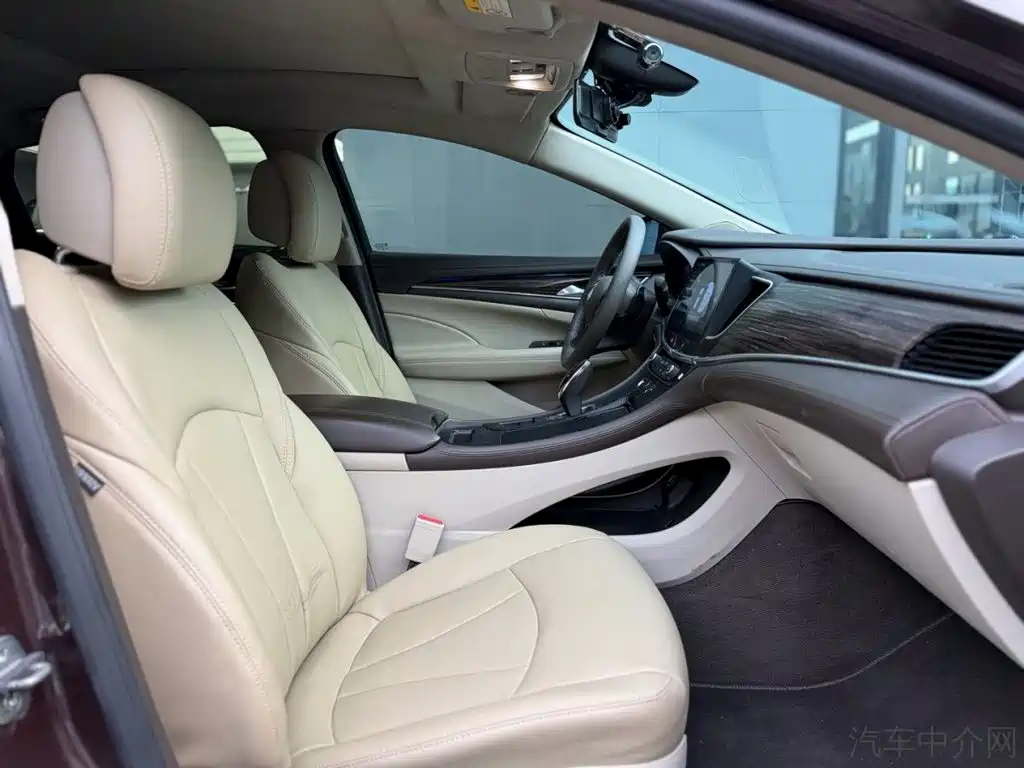 Buick LaCrosse — миниатюра 5