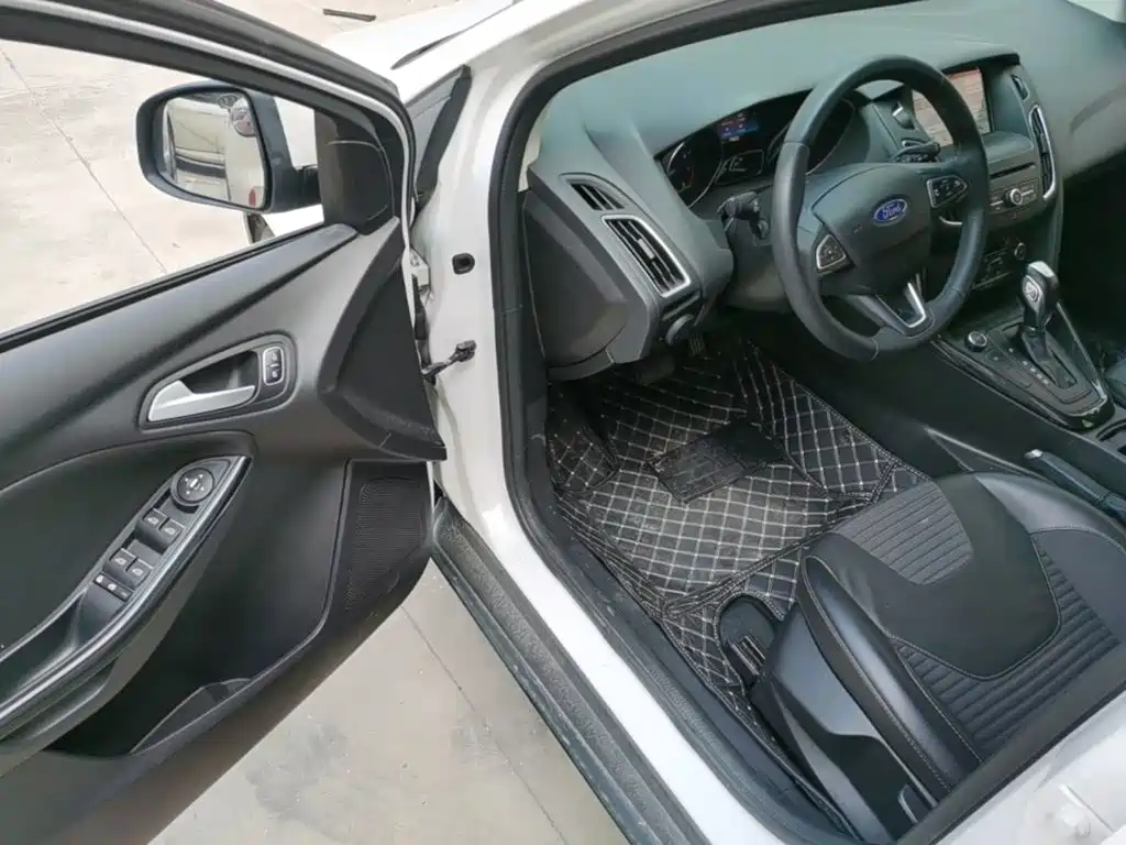 Ford Focus — миниатюра 16