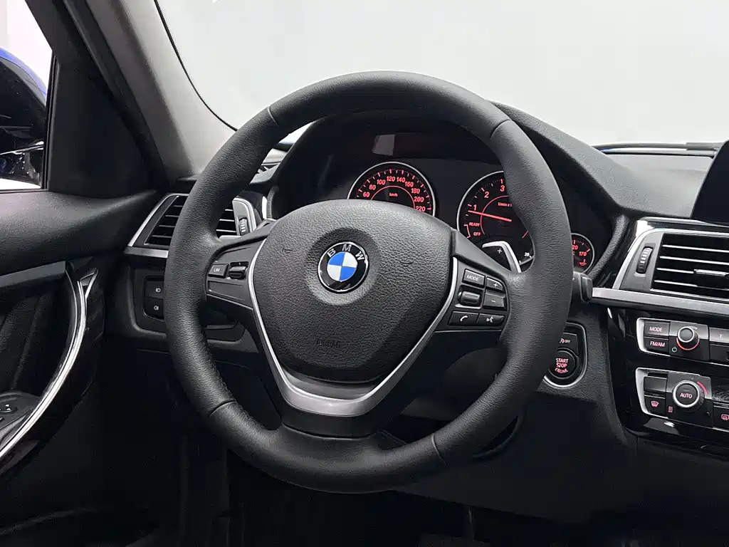 BMW 3 Series — миниатюра 20