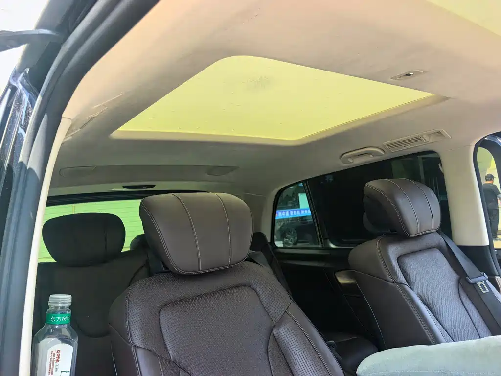 Mercedes-Benz V-Class V 2022 V 260 L Luxury