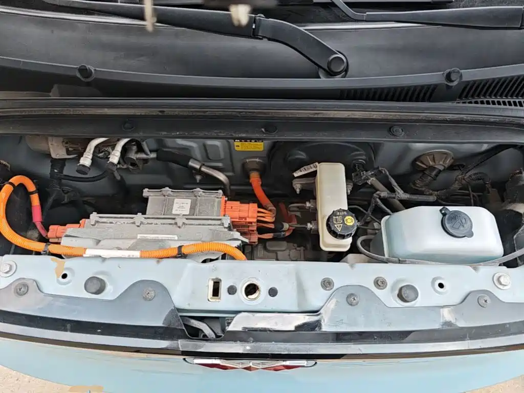 Wuling MINIEV — миниатюра 20