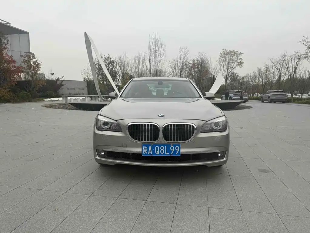 BMW 7 Series 7 2009 740Li Luxury