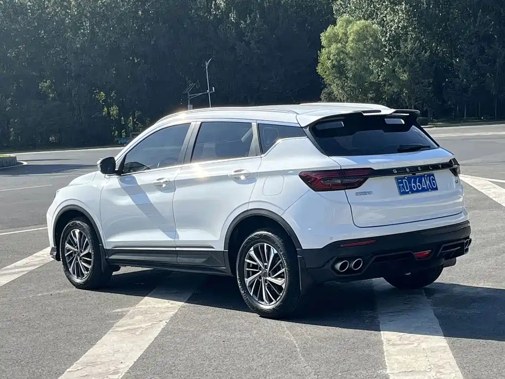 Geely Binyue — миниатюра 5