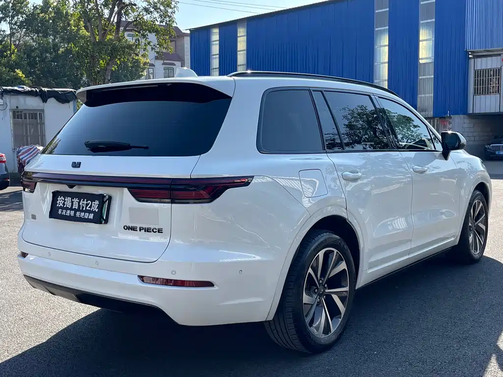 Li Auto ONE 2021 6 мест