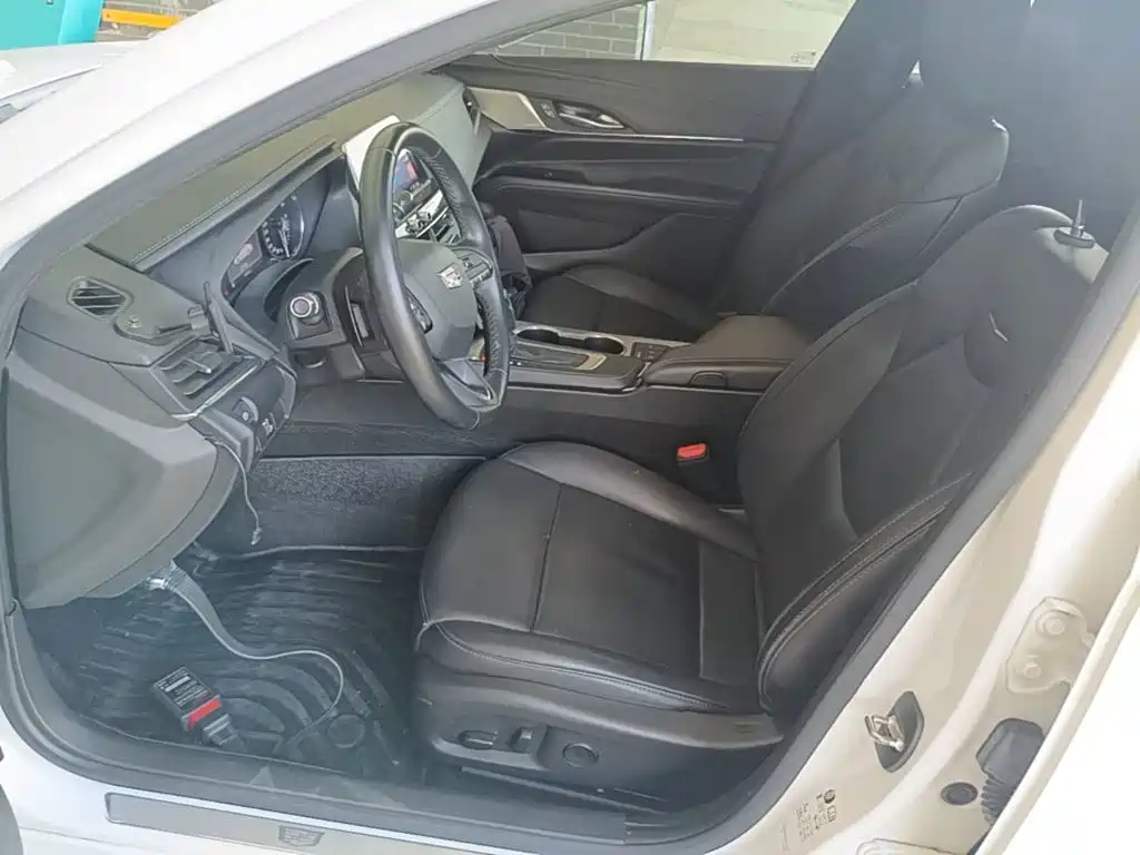 Cadillac CT4 — миниатюра 15