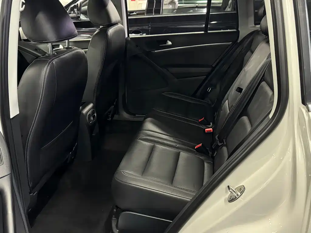 Volkswagen Tiguan — миниатюра 7