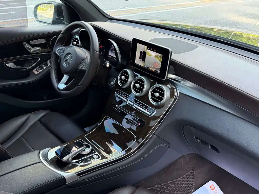 Mercedes-Benz GLC — миниатюра 19