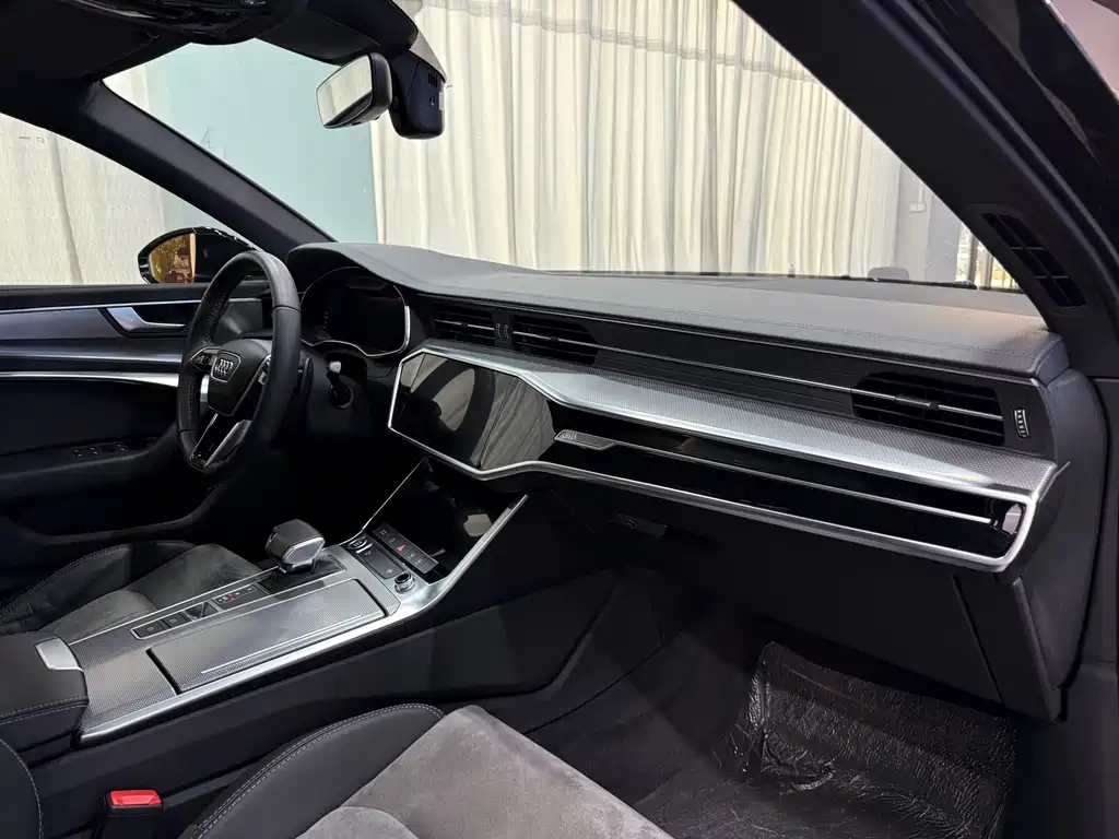 Audi A6L 2020 45 TFSI