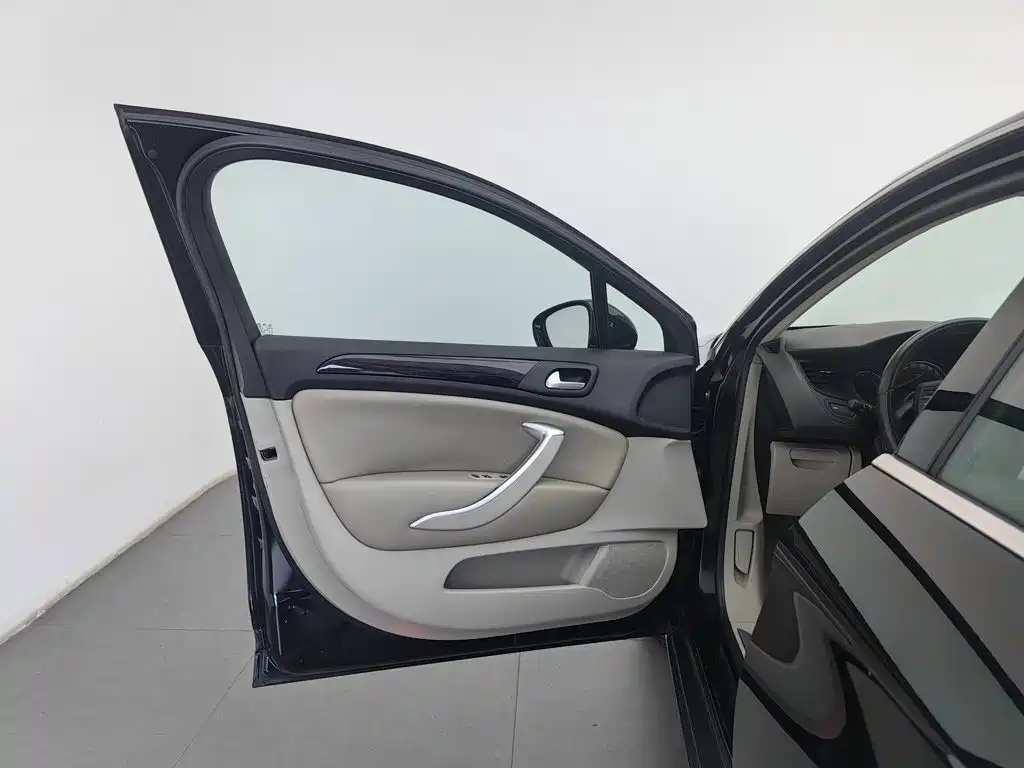 Citroen C5 — миниатюра 8