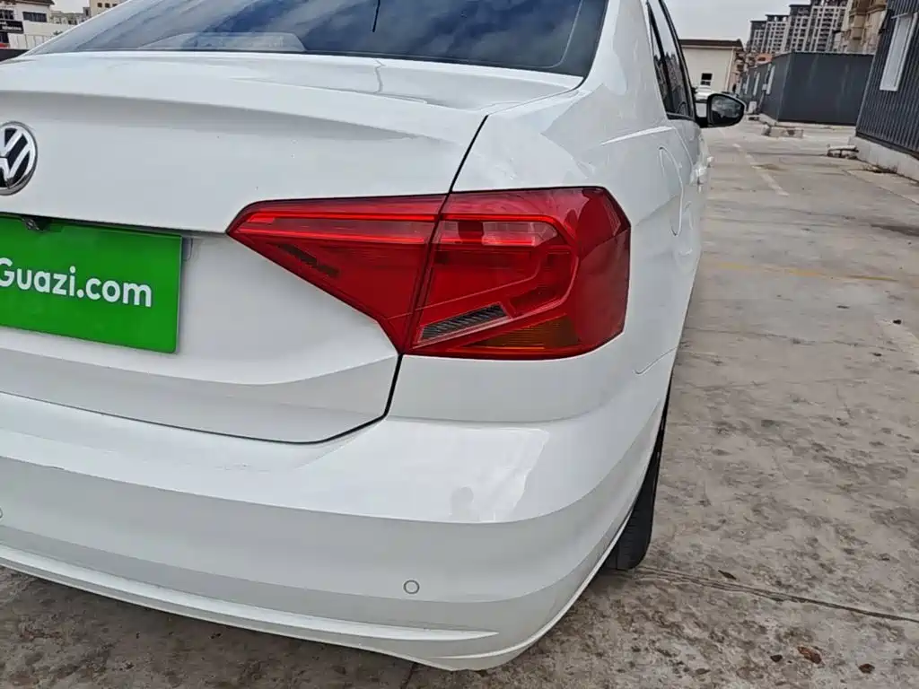 Volkswagen Jetta — миниатюра 8