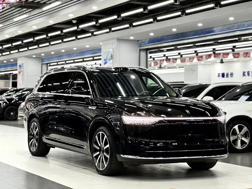 AITO ASK THE WORLD M9