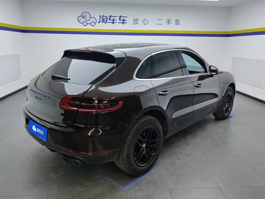 Porsche Macan — миниатюра 3