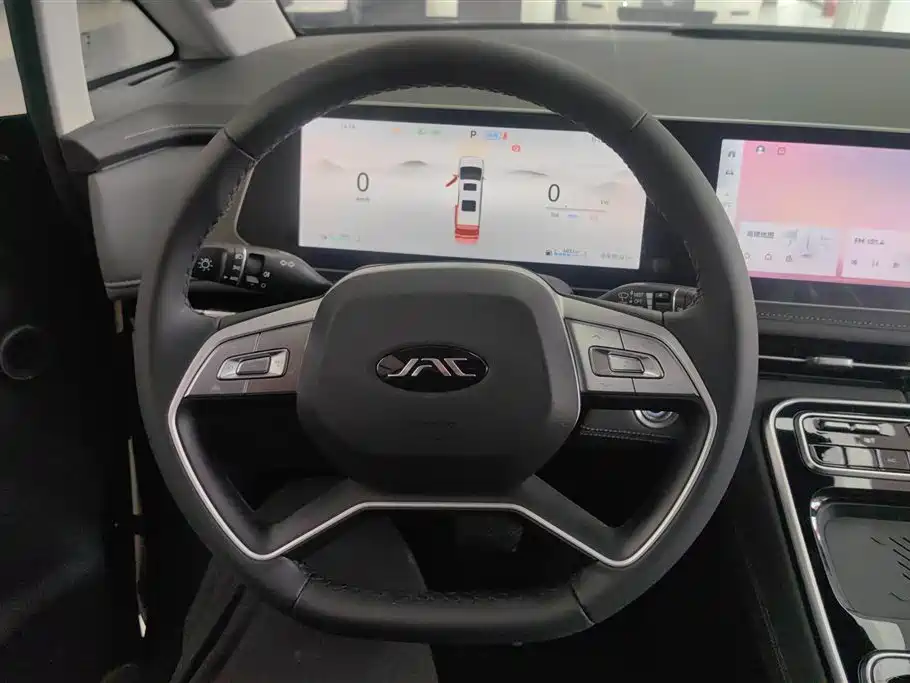 JAC Motors RUIFENG RF8 PHEV