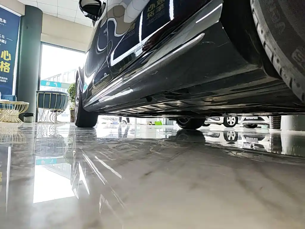 Mercedes-Benz E-Class — миниатюра 22