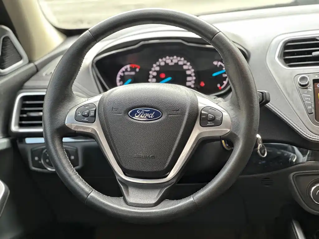 Ford Escort — миниатюра 13