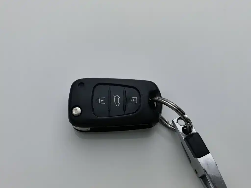 Kia K2 — миниатюра 19
