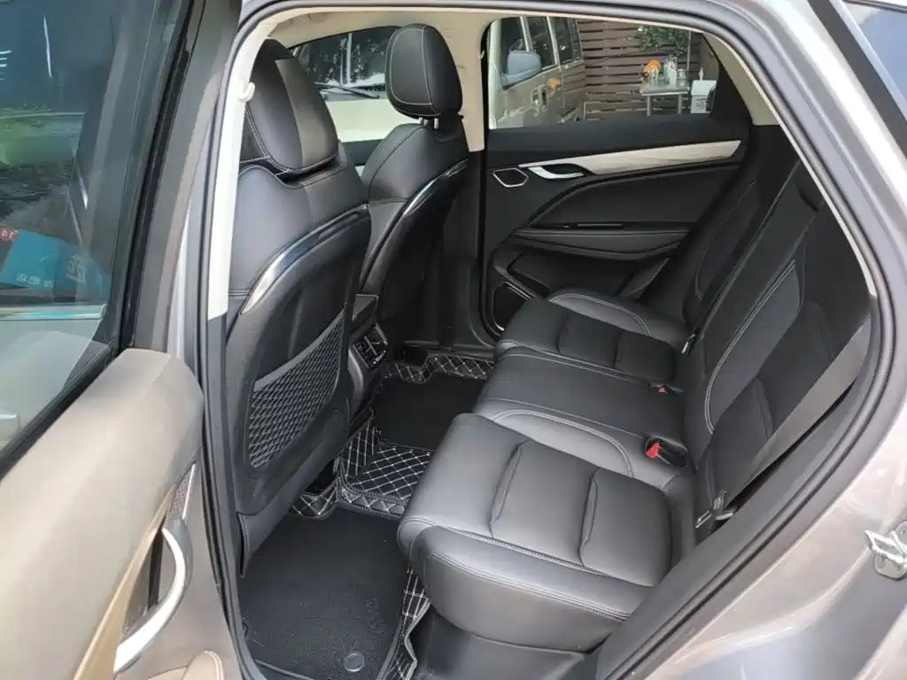 Geely Xingyue — миниатюра 17