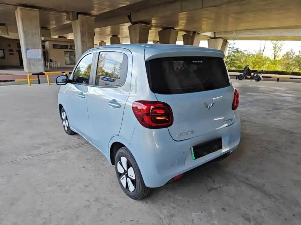 Wuling MINIEV — миниатюра 5