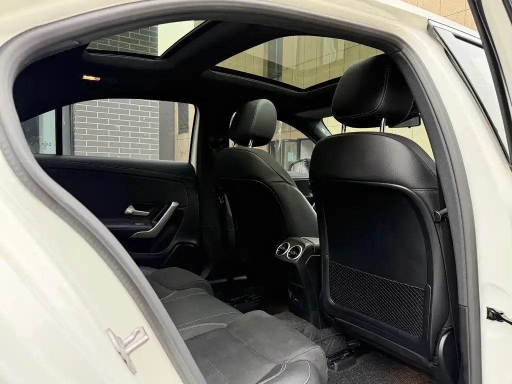 MERCEDES-BENZ A CLASS