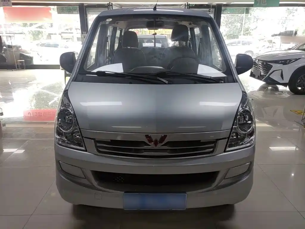 Wuling Rongguang S — миниатюра 3