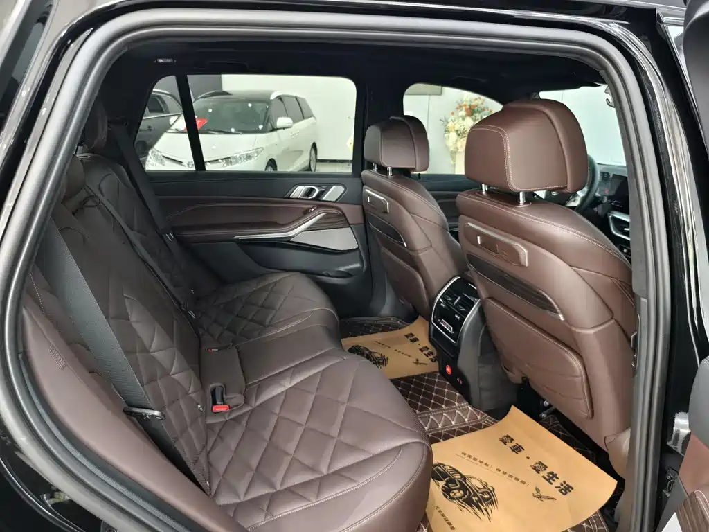 BMW X5 2023 xDrive 40Li M Sport