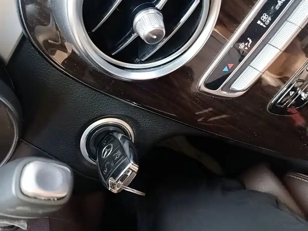 Mercedes-Benz GLC — миниатюра 9