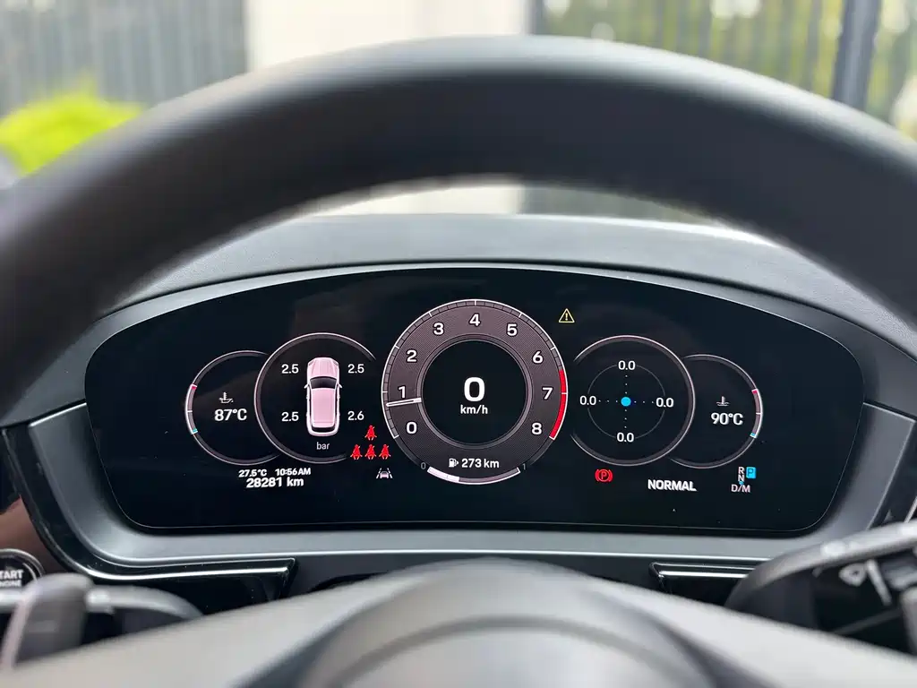 Porsche Cayenne — миниатюра 14