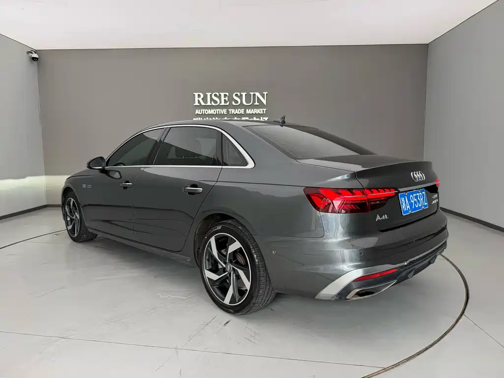 Audi A4L — миниатюра 4