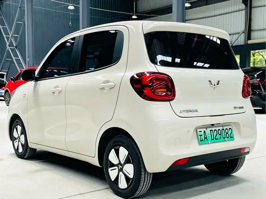 Wuling MINIEV — миниатюра 6