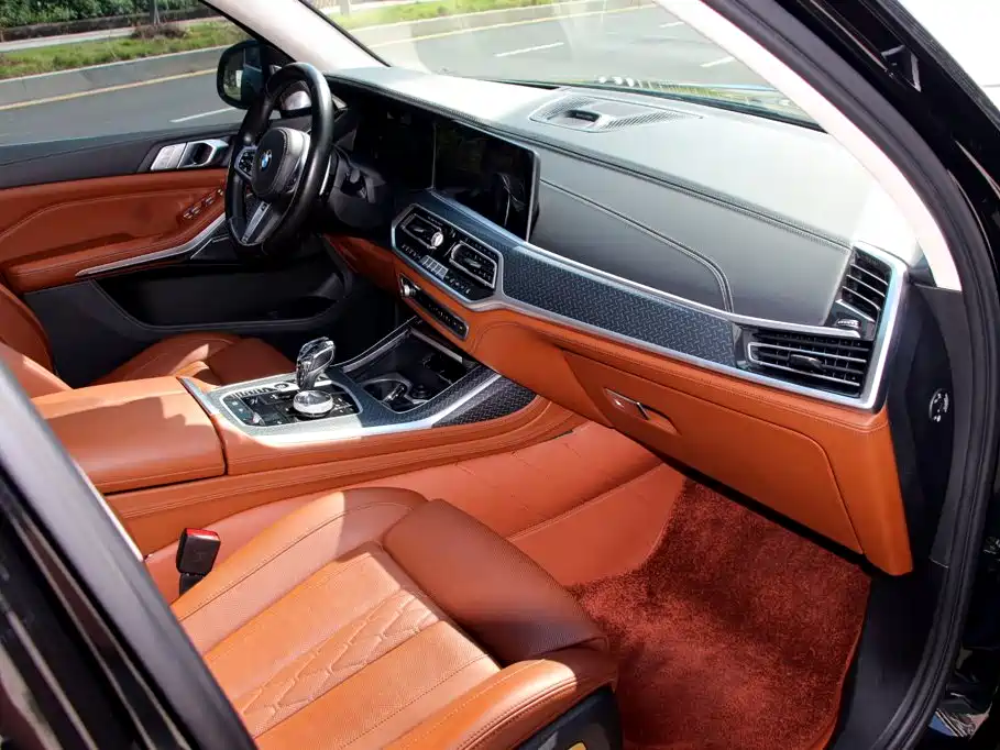 BMW X7 — миниатюра 18